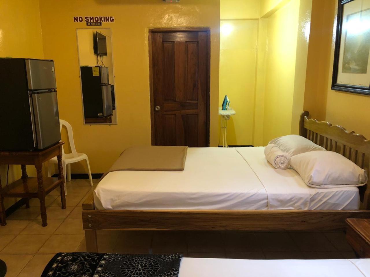 Chaleanor Hotel Dangriga Exterior foto